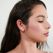 Broquel Essential Pearl – Plata 925 con rodio