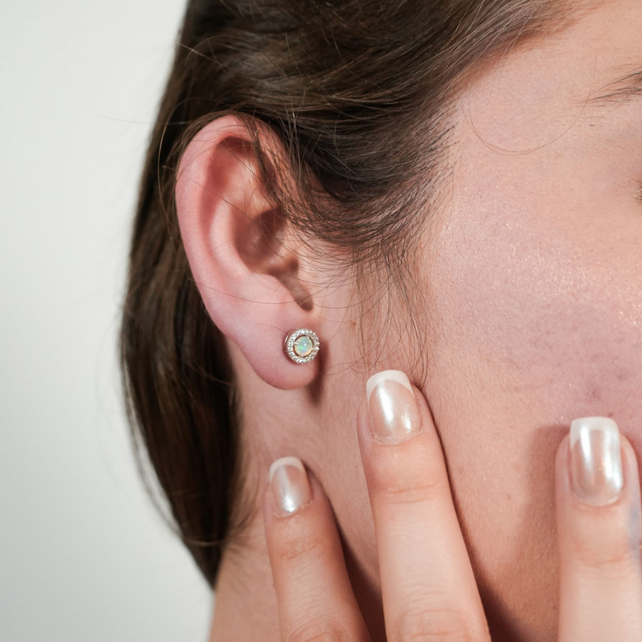Aretes Halo Ópalo – Plata 925 con rodio