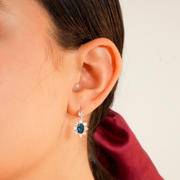 Aretes Gota Real – Un Clásico que Nunca Falla