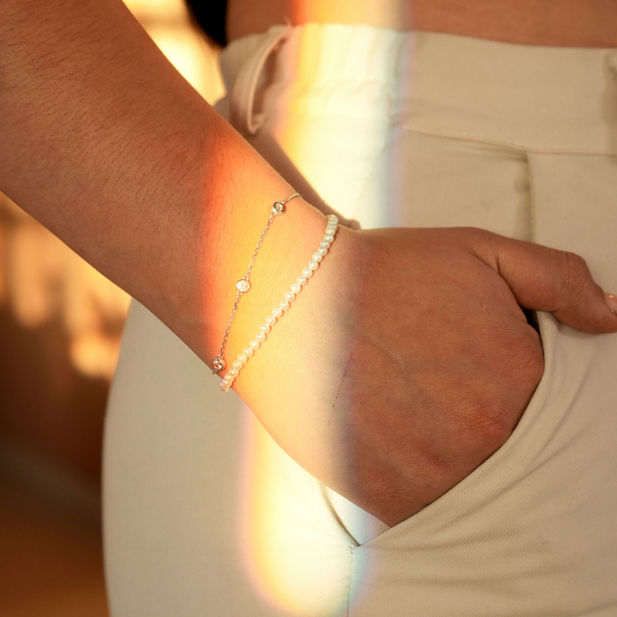 Pulsera de Perlas y Cadena doble – Plata 925 con rodio y perlas artificiales