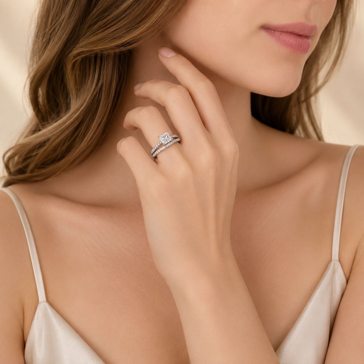 Anillo Solitario Cuadrado en Plata 925 – Diseño limpio y moderno