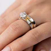 Anillos Dobles Apilables con Greca Dorada y Circonitas en Plata 925 – Dos tonos