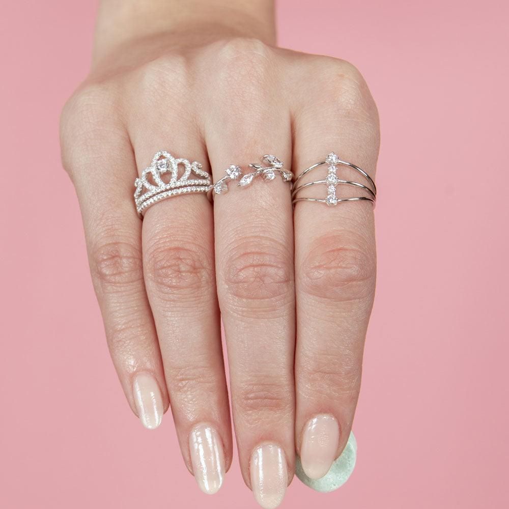 Anillo Tallo con Zirconia en Plata 925 – Delicadeza sofisticada