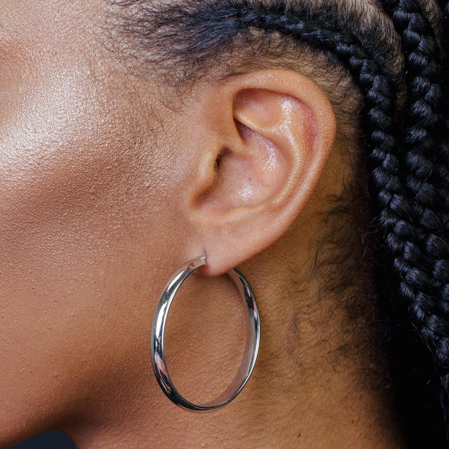 Aretes Aro Media Caña de 5 mm en Plata 925 – Sofisticación atemporal