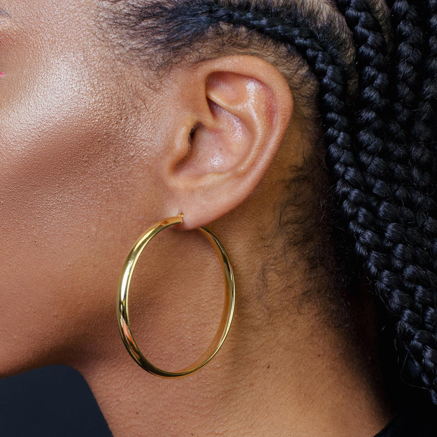 Aretes Aro Media Caña de 5 mm en Plata 925 – Sofisticación atemporal