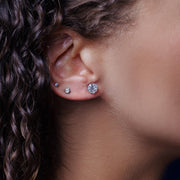Broqueles de Moissanita en Plata 925 – Brillo con halo