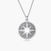 Collar Disco con Estrella Calada en Plata 925 – Fantasía elegante