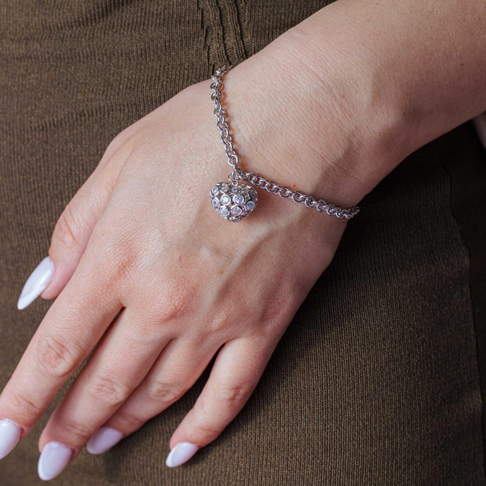Pulsera Corazón Texturizado en Plata 925 – Dije con brillo